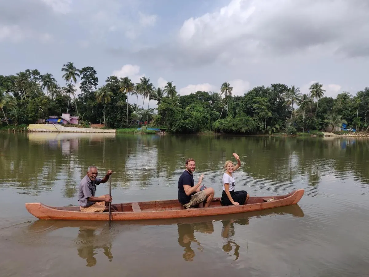 Rum i privatbostad Pranayakulam Riverside Stay In Rustic Village Thalayolaparambu