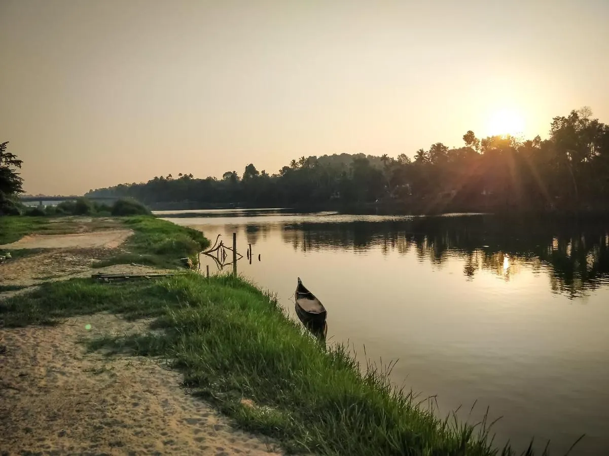 Pranayakulam Riverside Stay In Rustic Village Thalayolaparambu